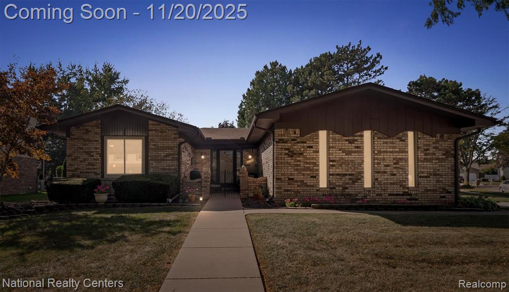 7339 Parkway Court, Canton, MI 48187 — Photo 35