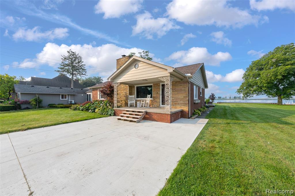 7995 Colony Drive, Clay, MI 48001 — Photo 4