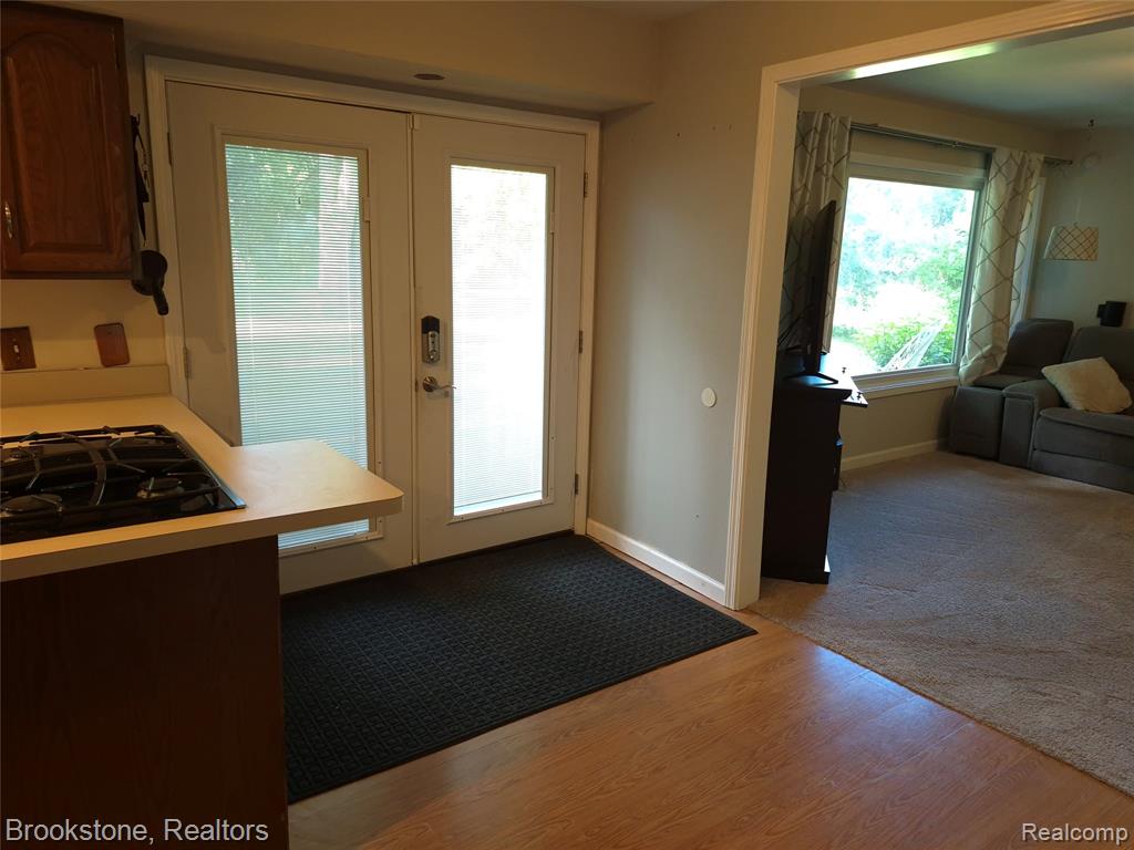 4890 Whipple Lake Road, Clarkston, MI 48348 — Photo 16