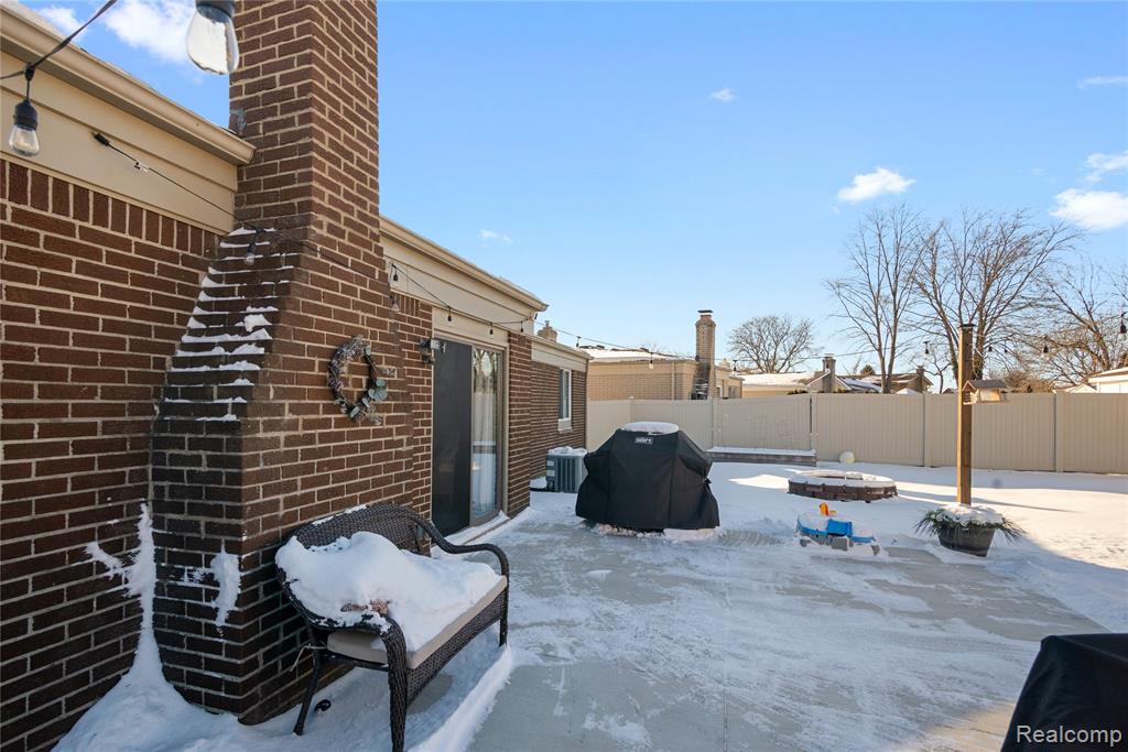 43818 Palisades Drive, Canton, MI 48187 — Photo 25