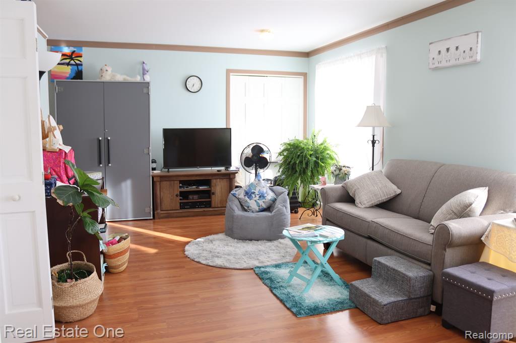 8409 Carols Drive, Brighton, MI 48114 — Photo 18
