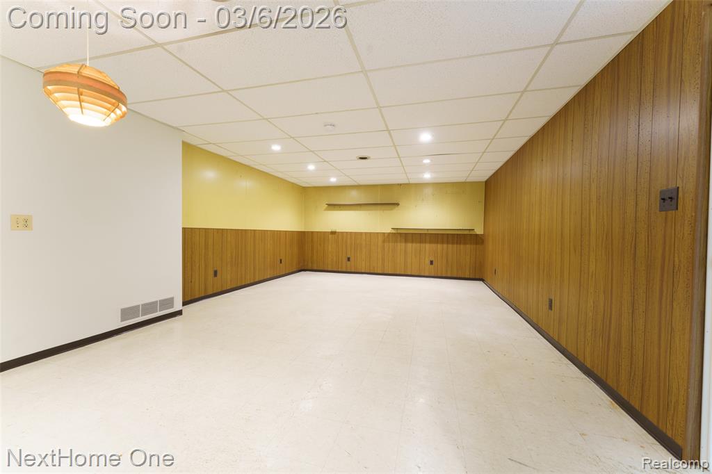 5765 Country Lane, Ypsilanti, MI 48197 — Photo 32