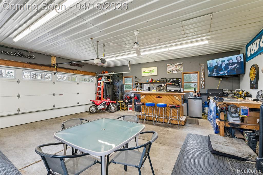 12420 Kipp Road, Goodrich Vlg, MI — Photo 33