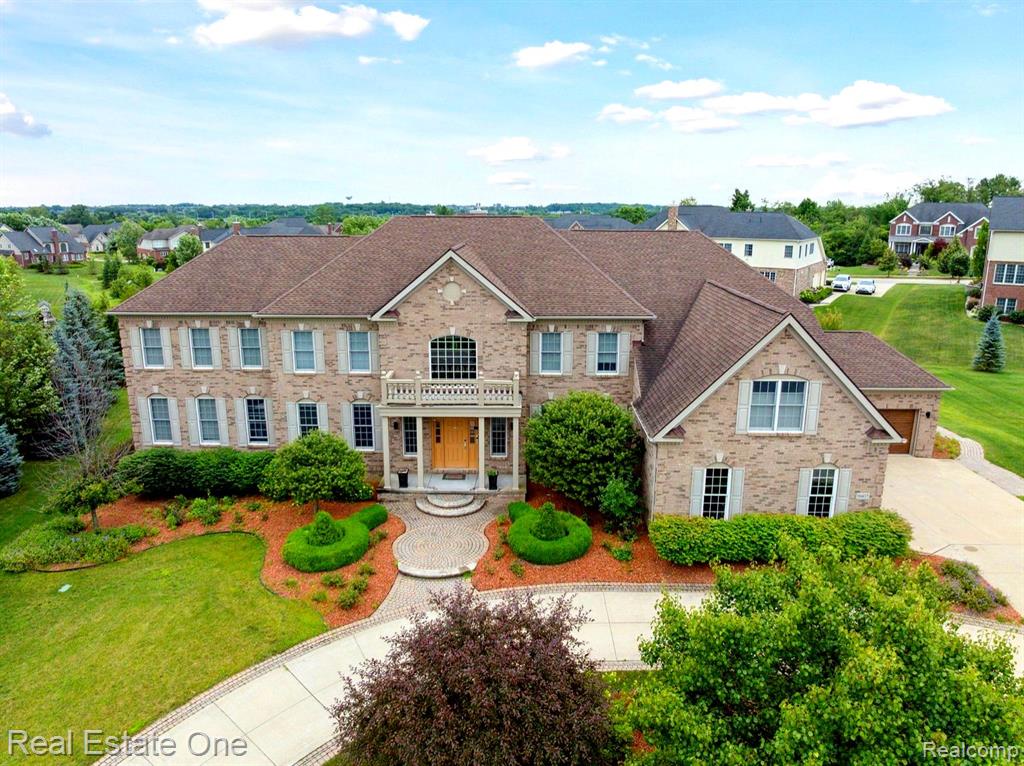 50437 TAMARACK Trail, Northville, MI 48168 — Photo 2