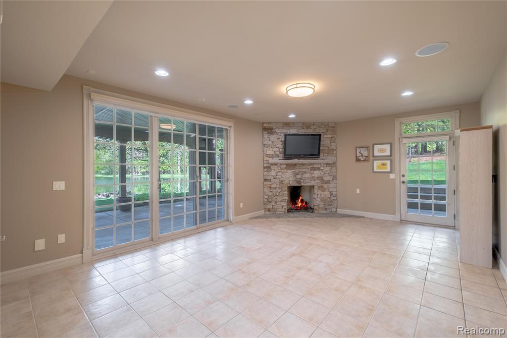 6279 CANTER CREEK Court, Grand Blanc, MI 48439 — Photo 63