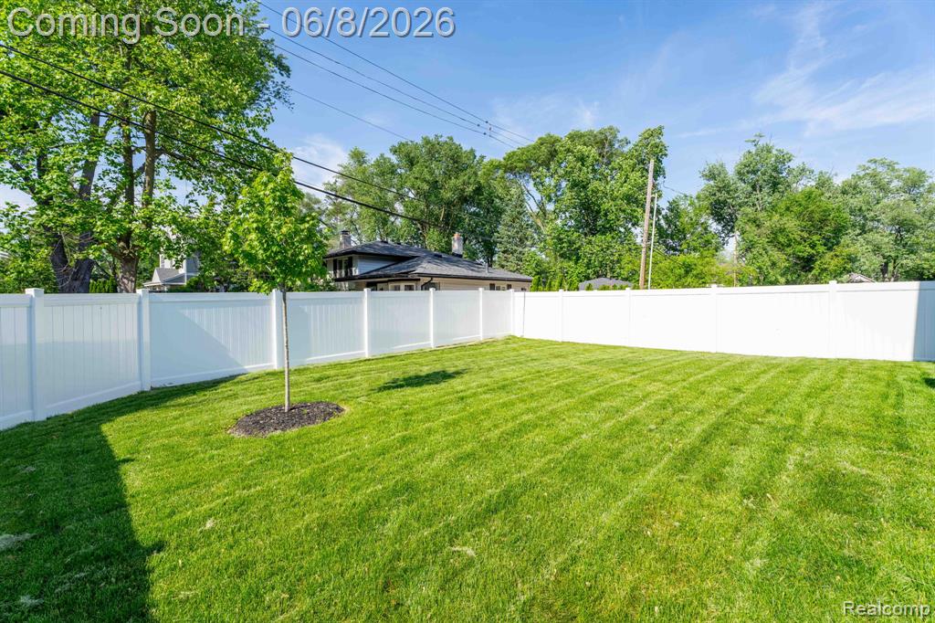 503 GIRARD Avenue, Royal Oak, MI 48073 — Photo 85