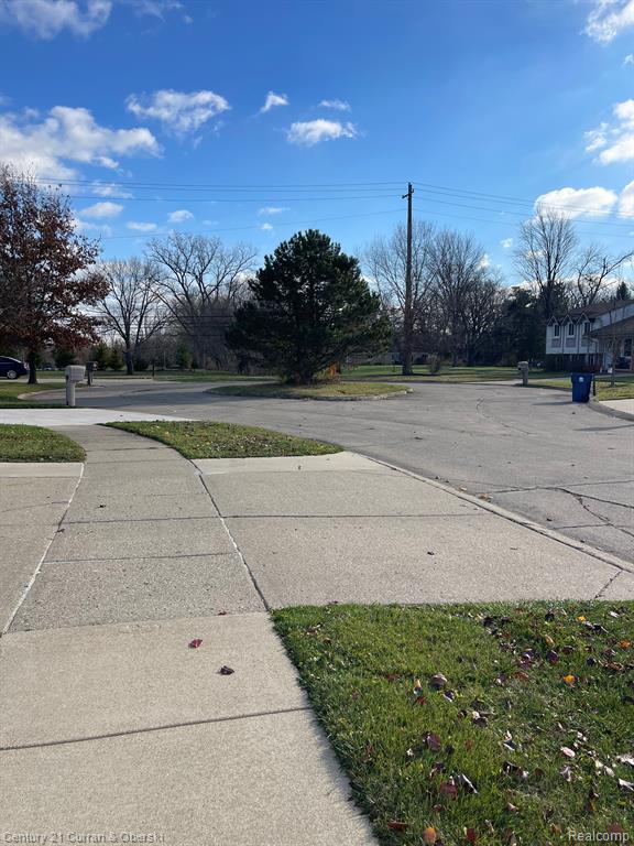 42456 CASTLE, Canton, MI 48188 — Photo 35