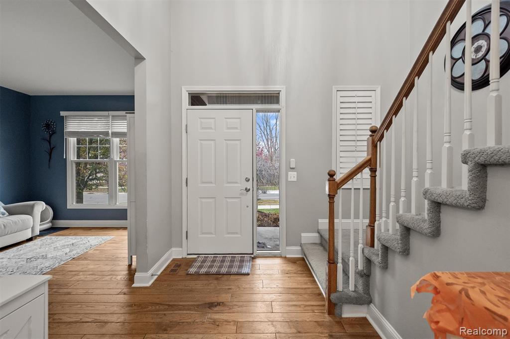 6135 Strawberry Circle, Commerce Twp, MI 48382 — Photo 2