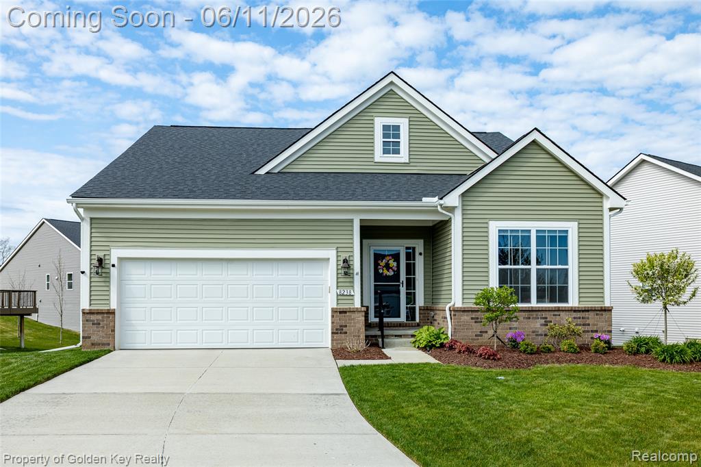 8238 Carston Lane