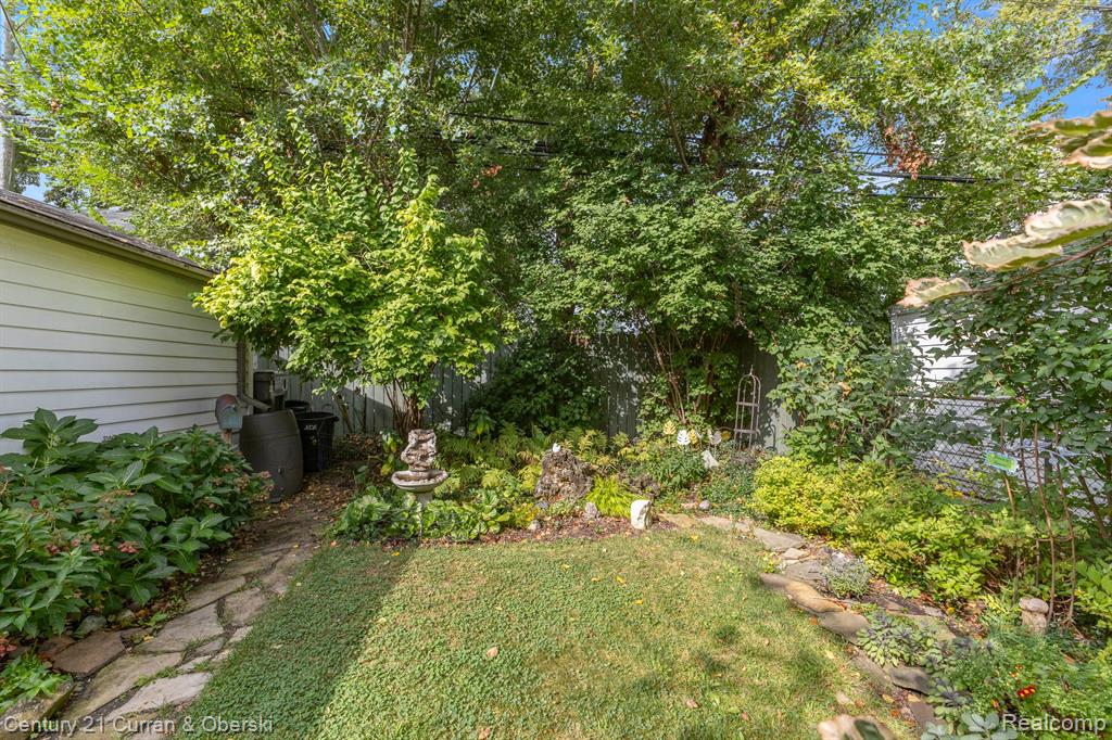 515 N WAVERLY Street, Dearborn, MI 48128 — Photo 40