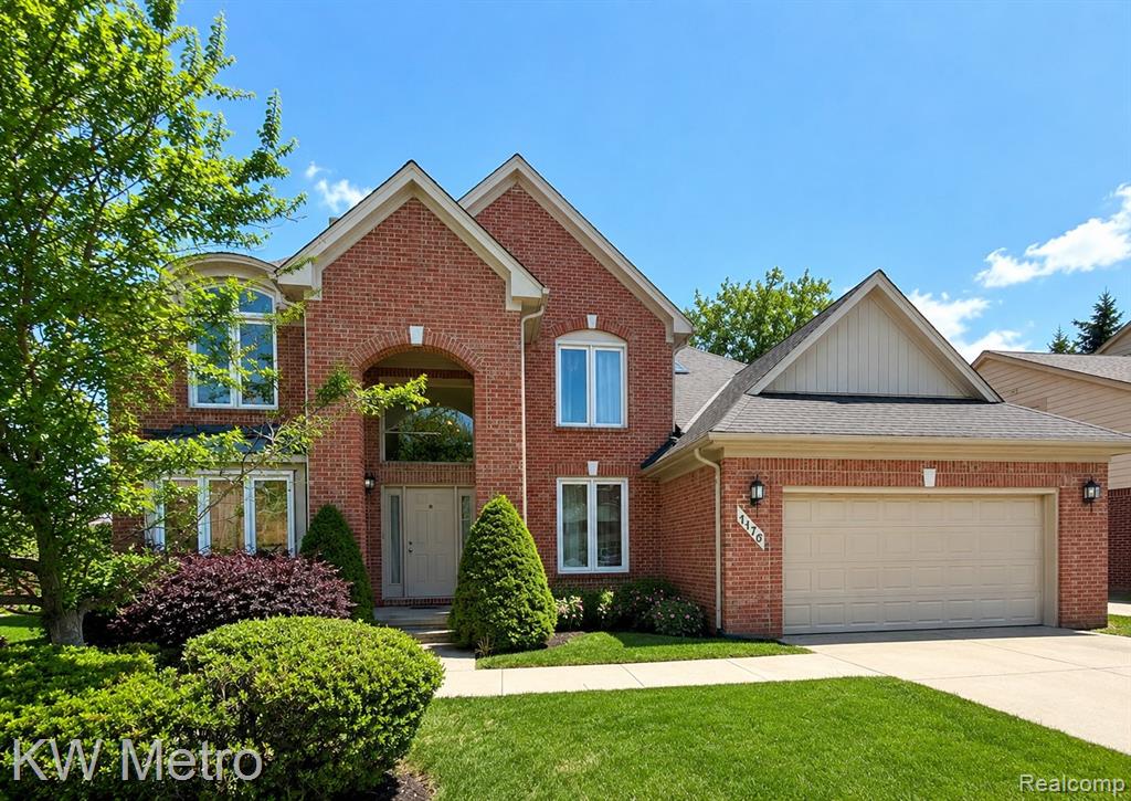 1176 CADMUS Drive, Troy, MI 48085