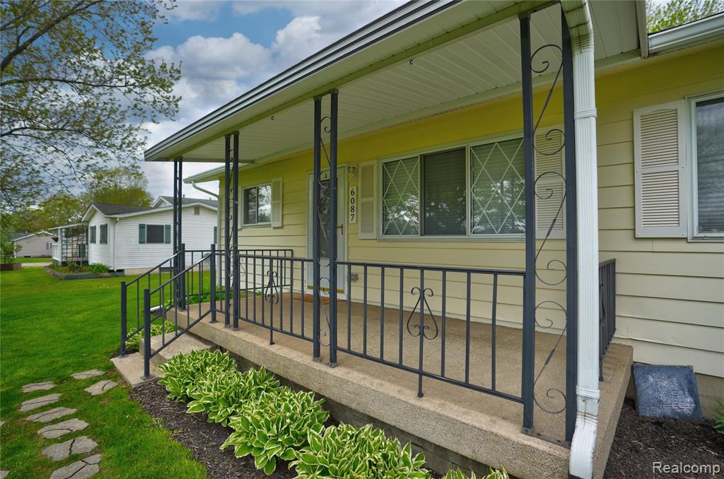6087 E Hill Road, Grand Blanc, MI 48439 — Photo 4
