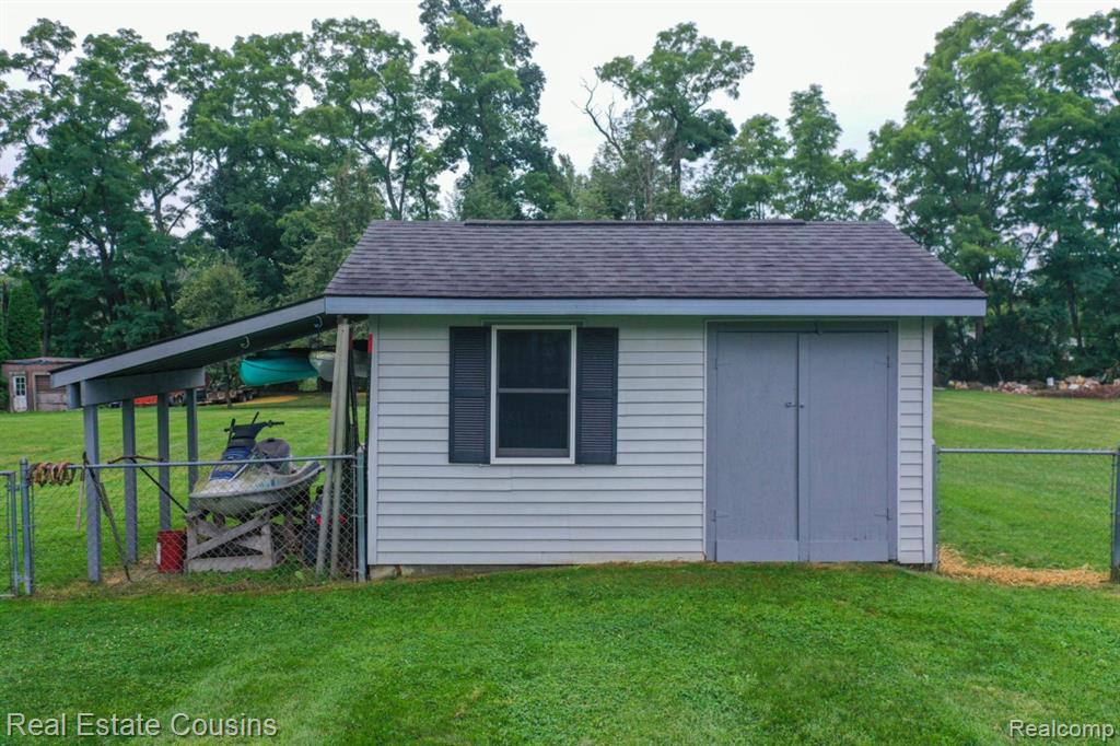 1565 W Rolston Road, Linden, MI 48451 — Photo 29