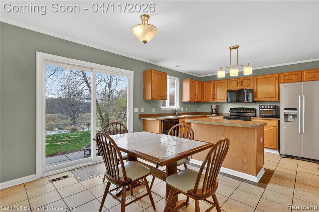 10314 Edgewater Trail, Holly, MI 48442 — Photo 9