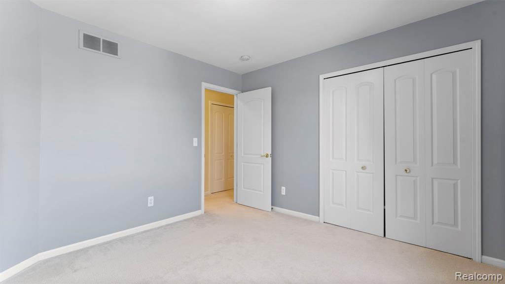 29923 Bradford Drive, New Hudson, MI 48165 — Photo 31