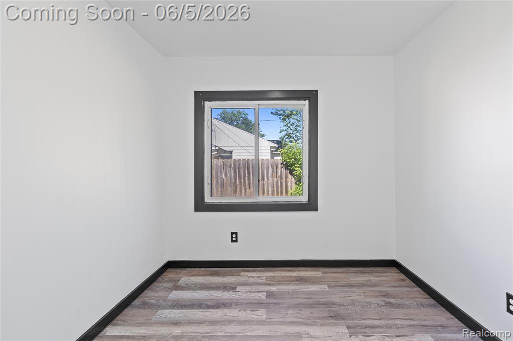 8053 Leadley Avenue, Mount Morris, MI 48458 — Photo 18
