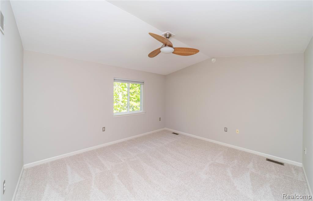 5143 Parsley Drive, Utica, MI 48316 — Photo 21
