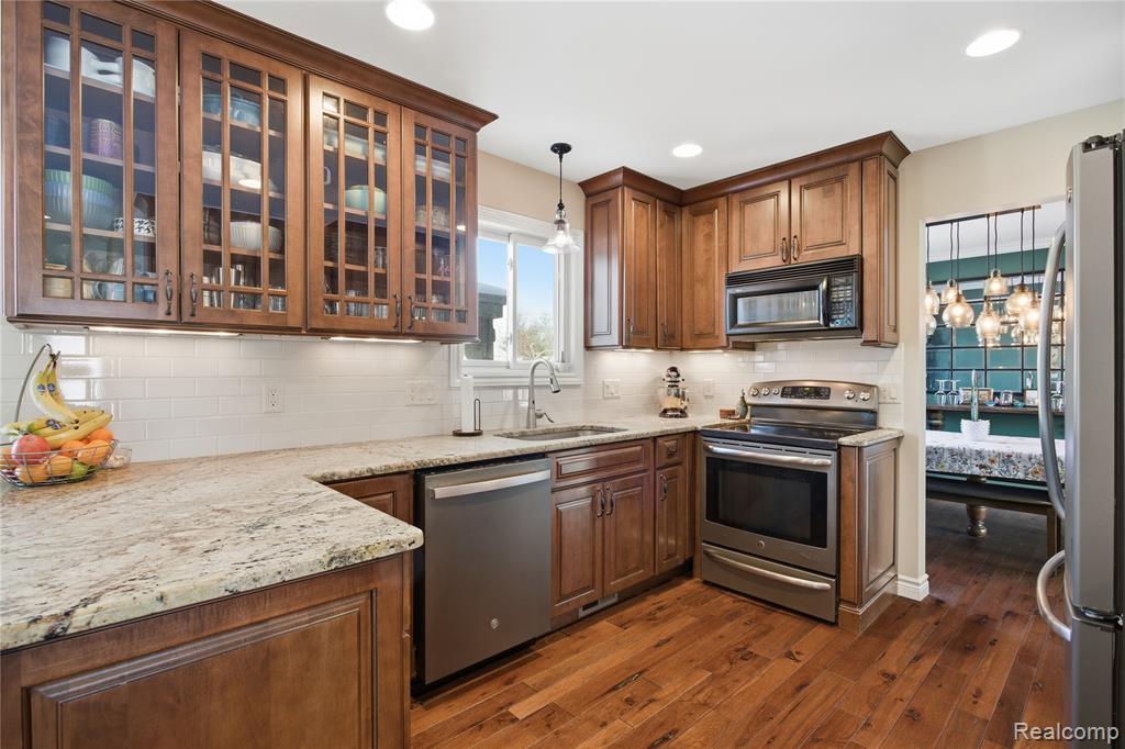 816 Oak Cluster Court, Howell, MI 48855 — Photo 16