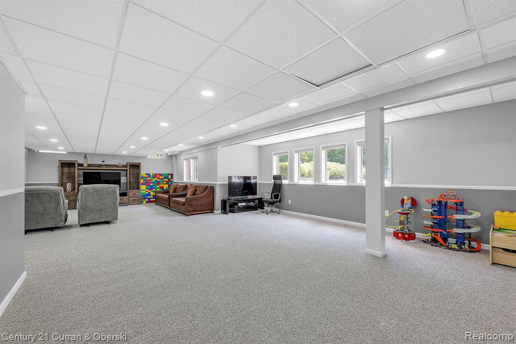 49251 STANTON, Canton, MI 48188 — Photo 35