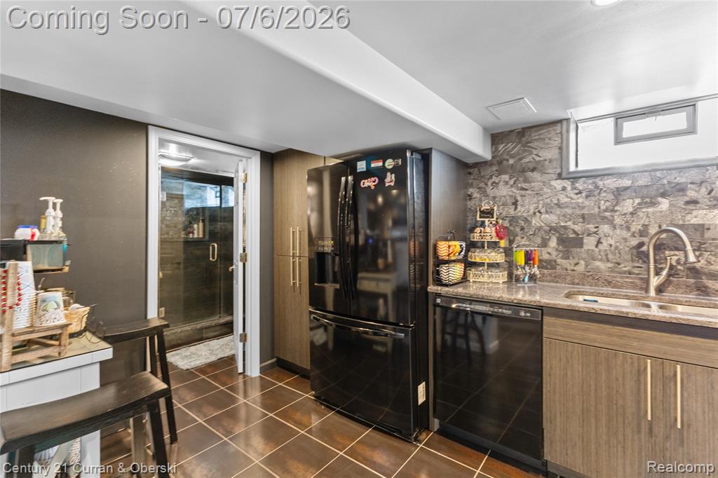 29683 Marquette Street, Garden City, MI — Photo 17