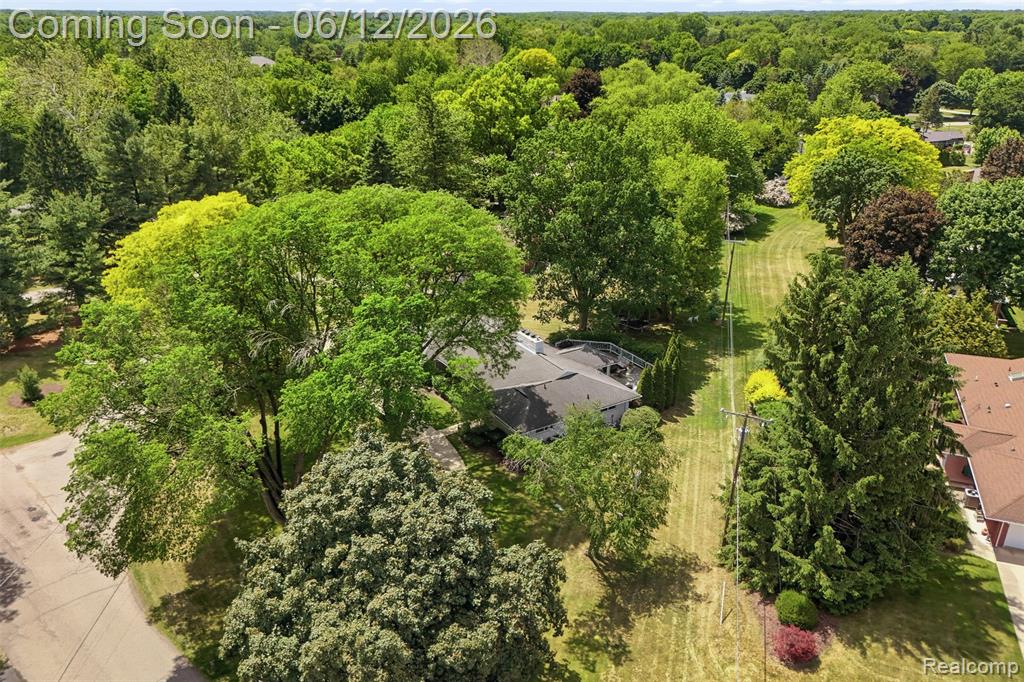 6998 Meadowlake Road, Bloomfield Hills, MI 48301 — Photo 40