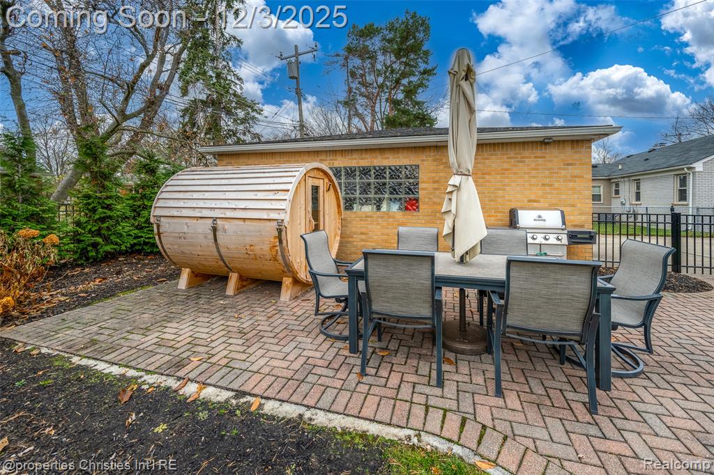 16927 Beverly Road, Beverly Hills, MI 48025 — Photo 10