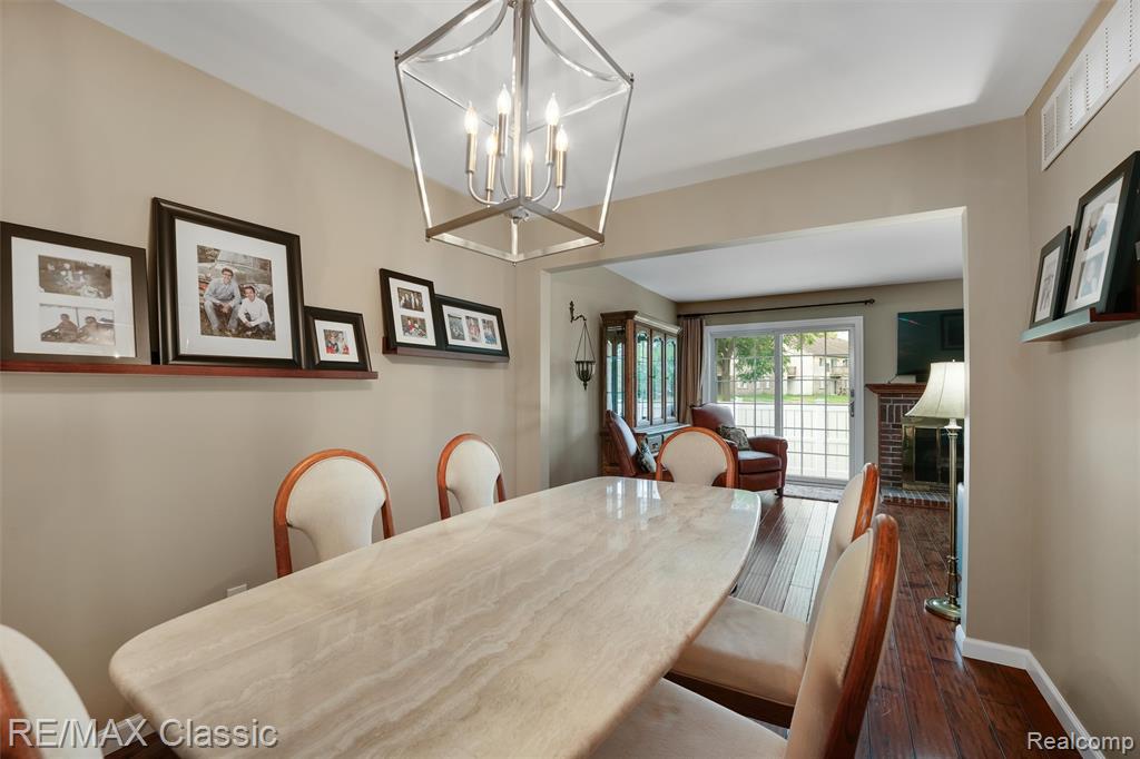 20903 W Glen Haven Circle, Novi, MI 48167 — Photo 12