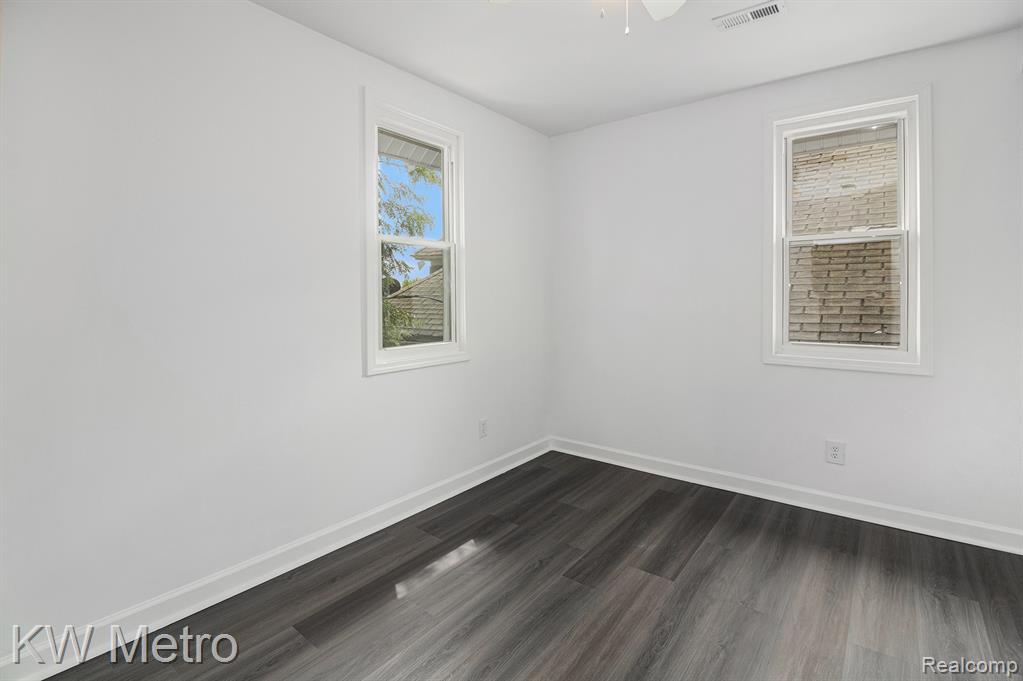 6533 Willette Street, Detroit, MI 48210 — Photo 10