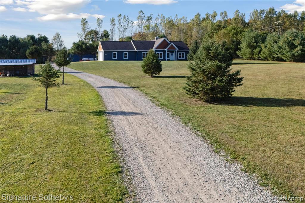 6300 Hazard Road, Oceola, MI 48430 — Photo 56