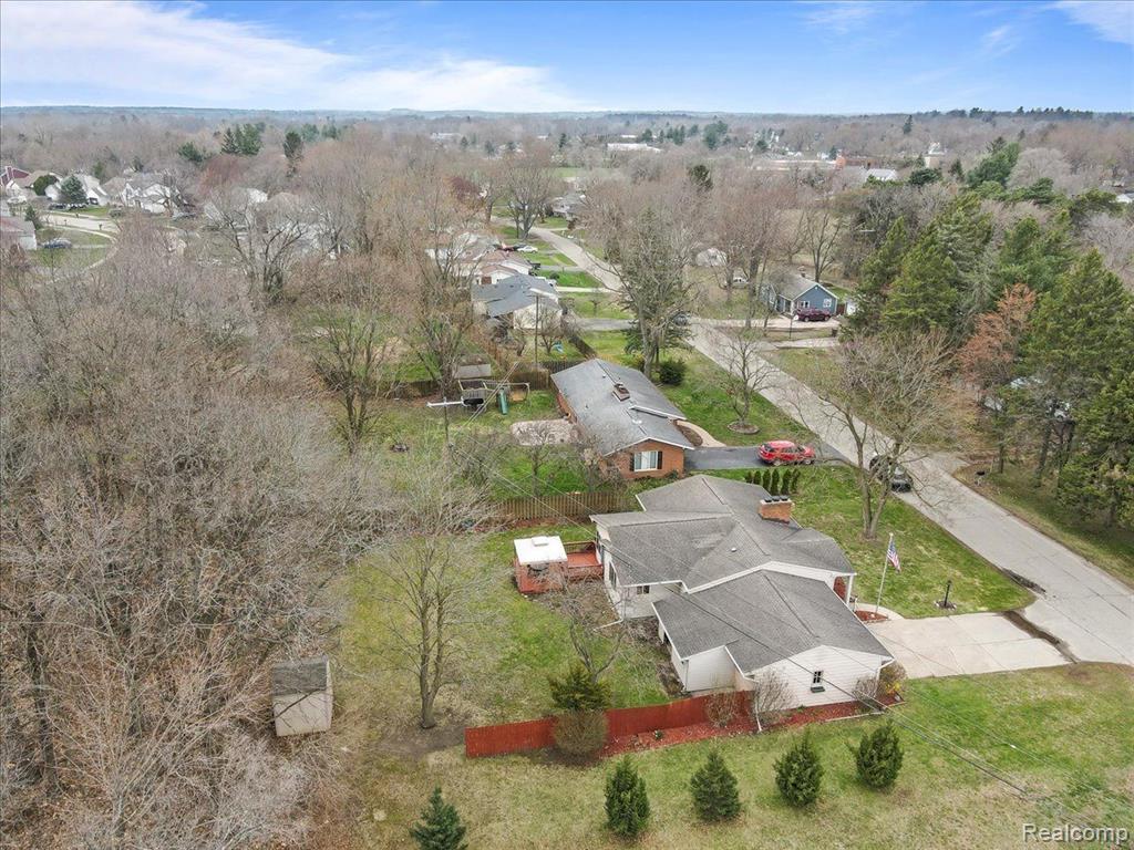 55 MINNETONKA Drive, Oxford, MI 48371 — Photo 3