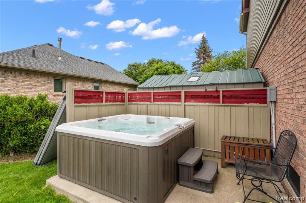 48037 Lafayette Drive, Macomb, MI 48044 — Photo 42