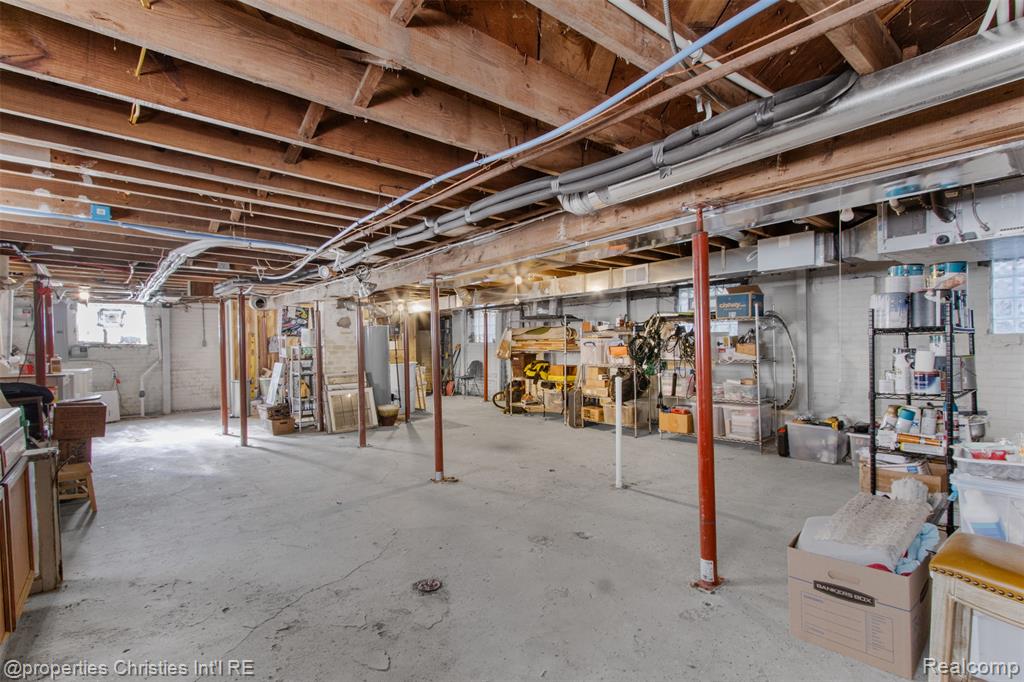221 Chalmers Street, Detroit, MI 48215 — Photo 22