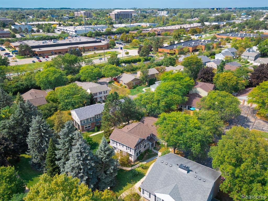2960 WHITTIER Court, Ann Arbor, MI 48104 — Photo 24
