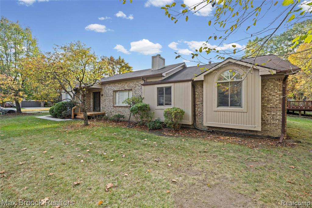 7400 Tall Timbers, West Bloomfield, MI — Photo 27