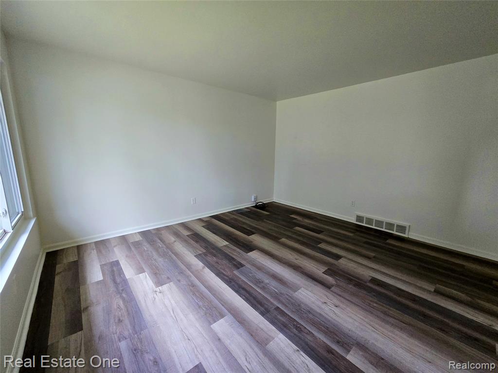 6026 Wilmer Street, Westland, MI — Photo 6