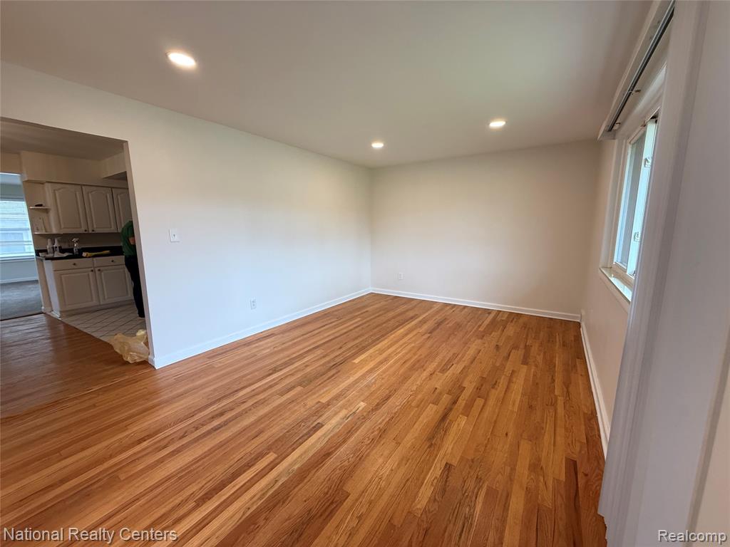 8981 Shannon Drive, Sterling Heights, MI 48314 — Photo 3