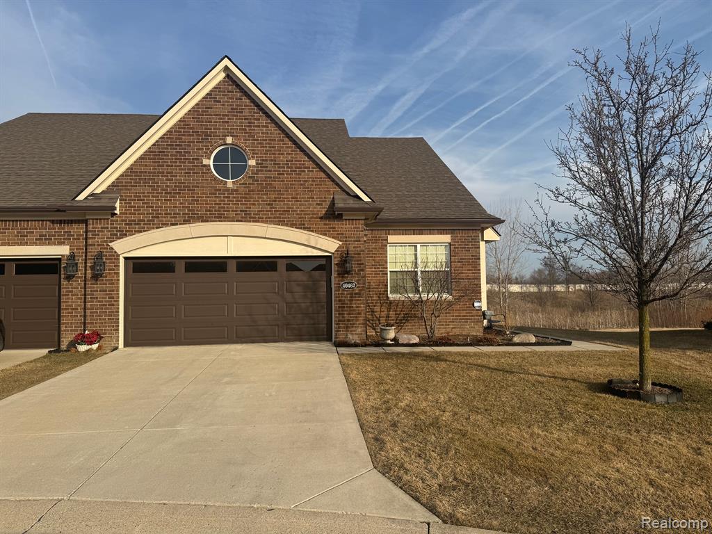 40462 Juniper Ct, Clinton Twp, MI 48036 — Photo 2