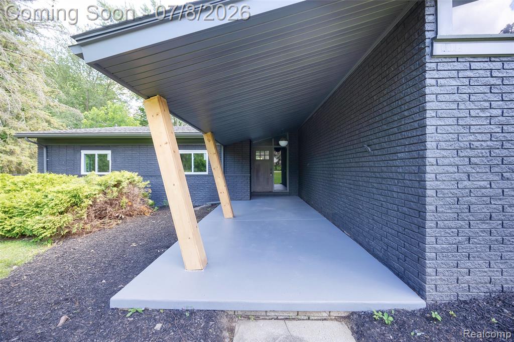 4469 Chamberlain Drive, Bloomfield Hills, MI 48301 — Photo 50