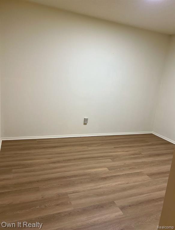 3976 WEDDELL Street, Dearborn Heights, MI 48125 — Photo 10