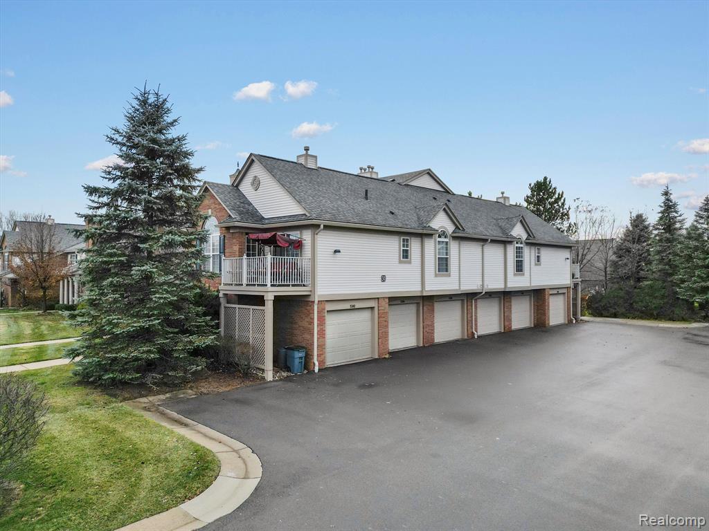 5288 BROOKEMONTE Circle, Rochester, MI 48306 — Photo 29