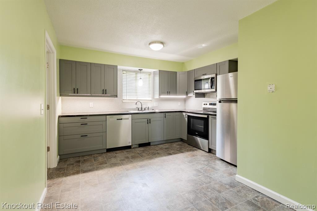 3782 Egan Street, Saginaw, MI, 48601