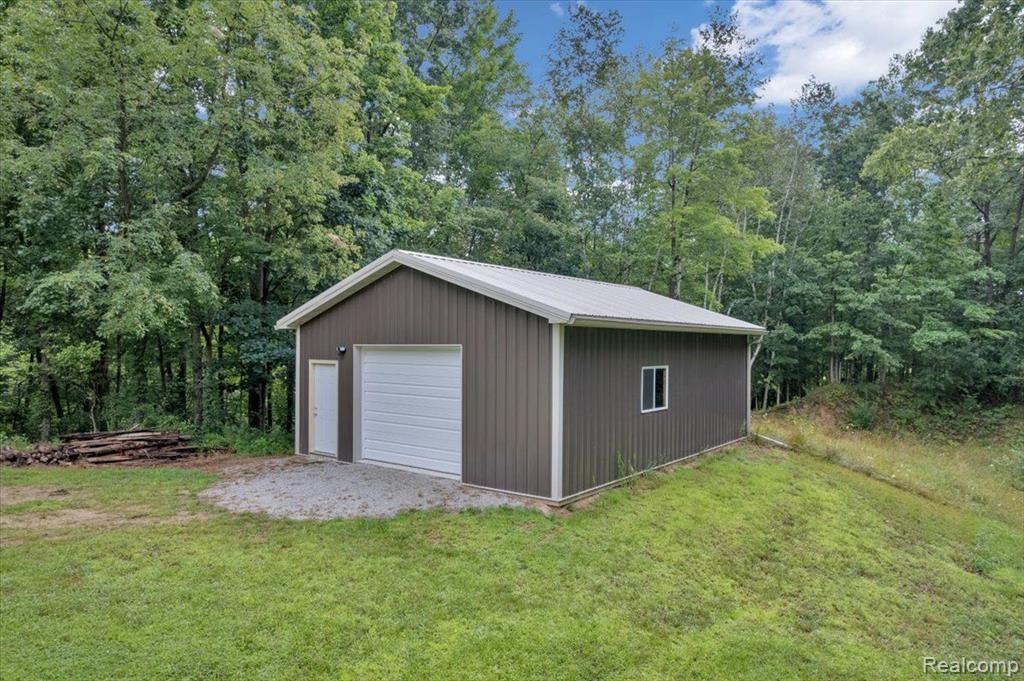 5010 BELLE RIVER Road, Attica, MI 48412 — Photo 4