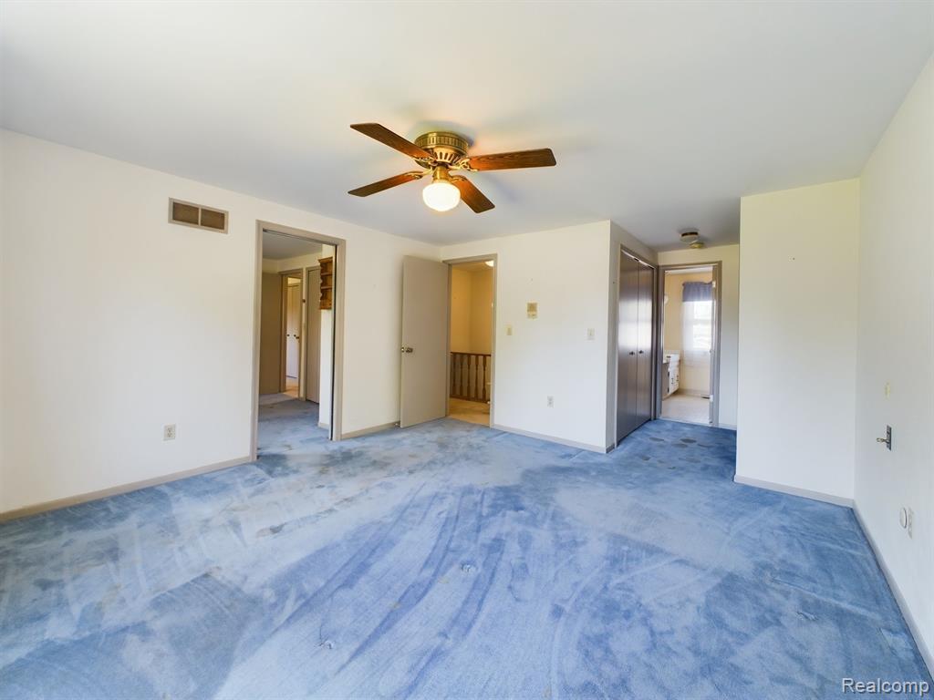440 Lockmoor Court, Grand Blanc, MI 48439 — Photo 12