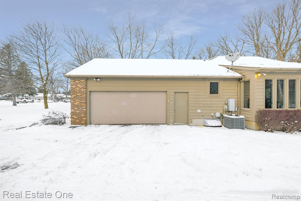 6540 NADETTE, Clarkston, MI — Photo 43