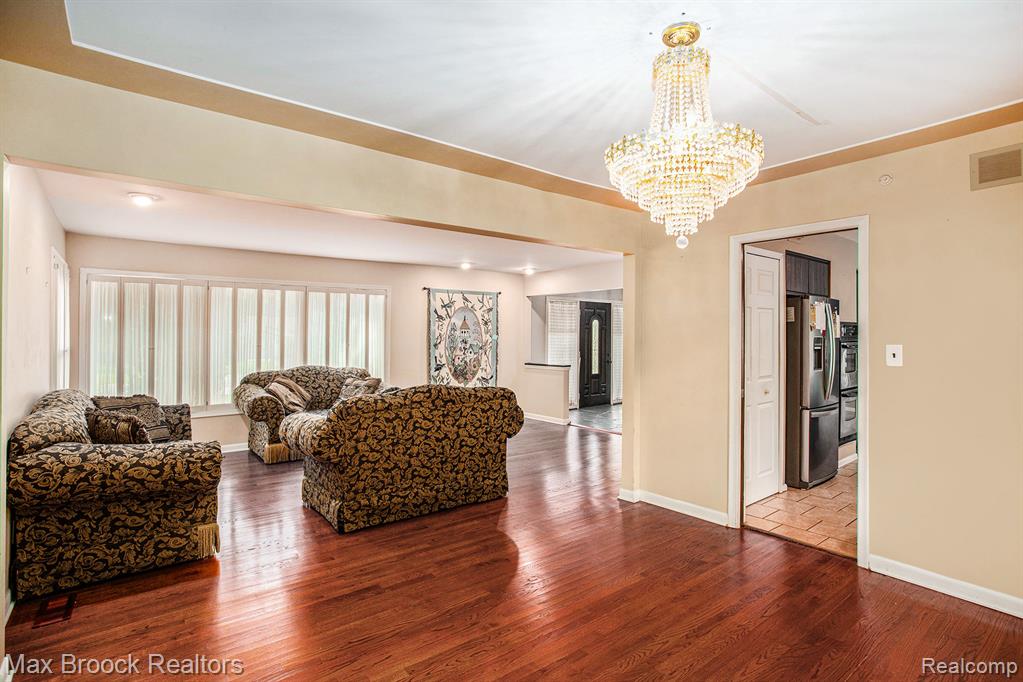 5622 Powder Horn Drive, West Bloomfield, MI — Photo 6