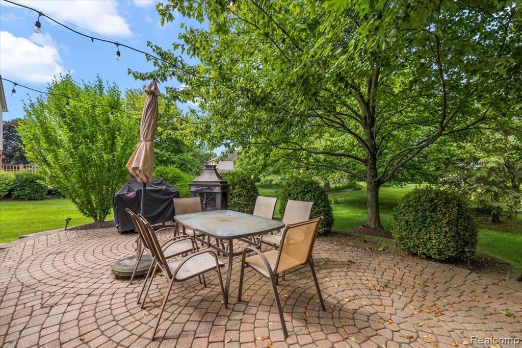 6591 Tree Knoll Drive, Troy, MI 48098 — Photo 58