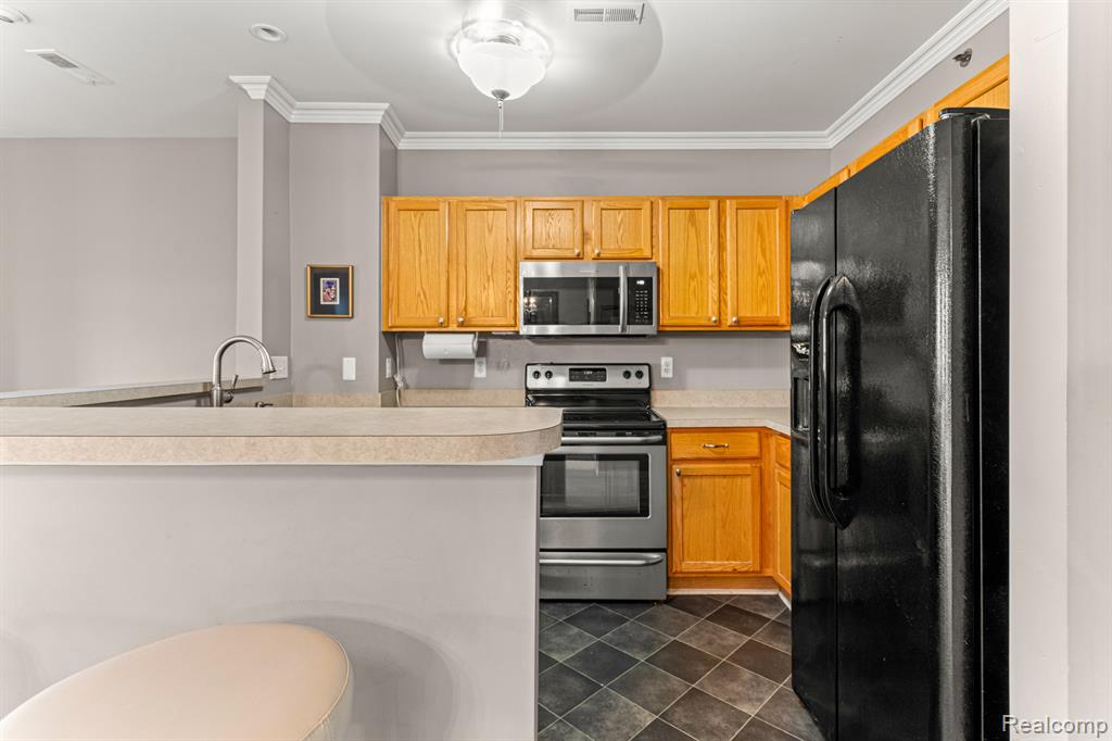 20110 Rodeo Court, Southfield, MI 48075 — Photo 13