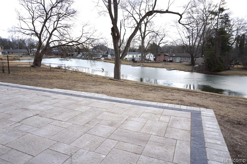 60938 LAKE EDGE, Washington, MI — Photo 3