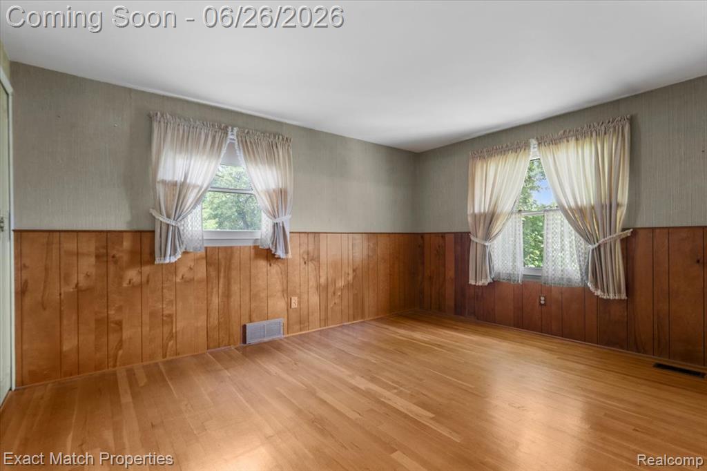 6737 Alderley Way, West Bloomfield, MI — Photo 37
