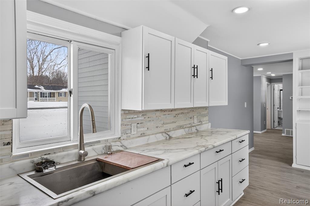 7148 McCliggott Road, Saginaw, MI 48609 — Photo 6